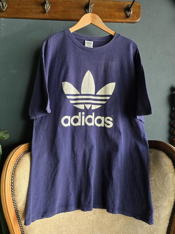 90s ADIDAS (made in usa)